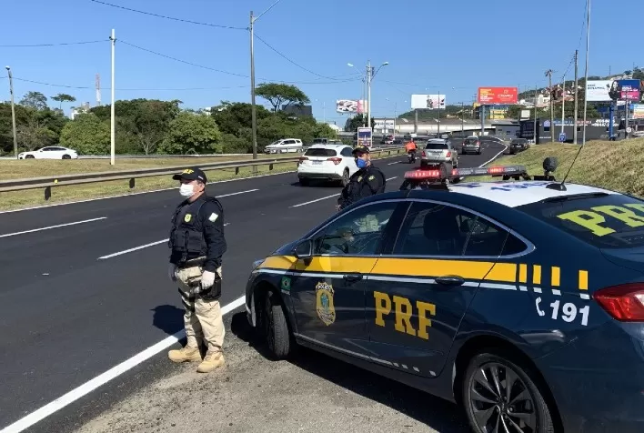 Santa Catarina e Mato Grosso registram pontos de bloqueio em estradas, diz PRF