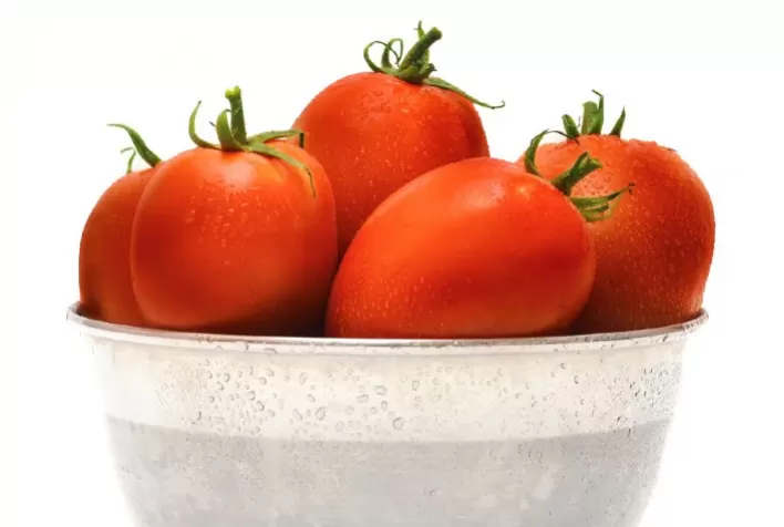 Tomate volta a ser "vilão" na cesta básica no MS