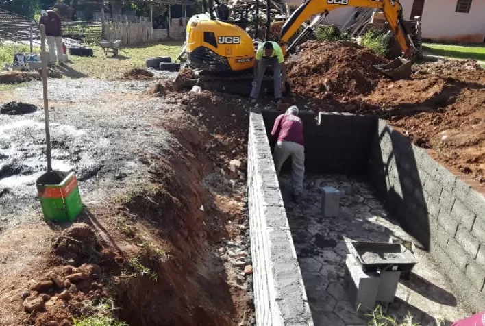 Projeto-piloto incentiva construção de fossas ecológicas no Sul de Minas