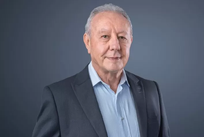 Setor avícola faz homenagem a Francisco Turra