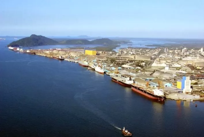 Porto de Santos mantém em outubro quebra de recordes de movimentação de cargas