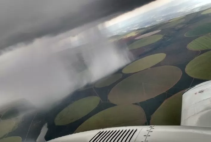 Tecnologia limpa de indução de chuvas localizadas desenvolvida pela ModClima aumenta a quantidade de chuvas, melhora a distribuição, impulsionando o crescimento vegetativo da cultura e a produtividade agrícola