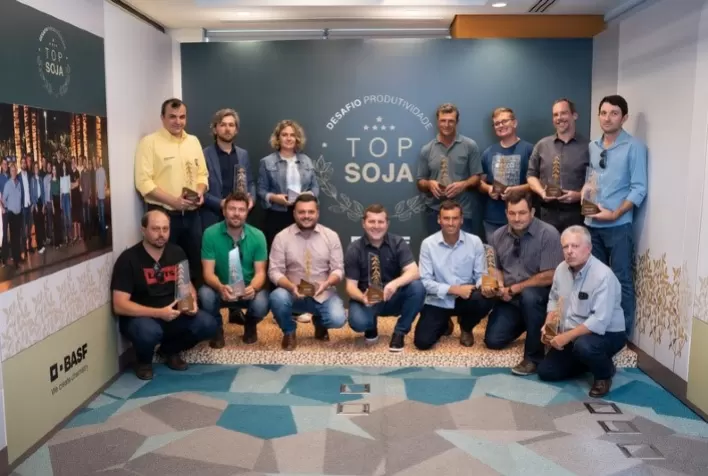 Sojicultores são premiados pela BASF por alta produtividade