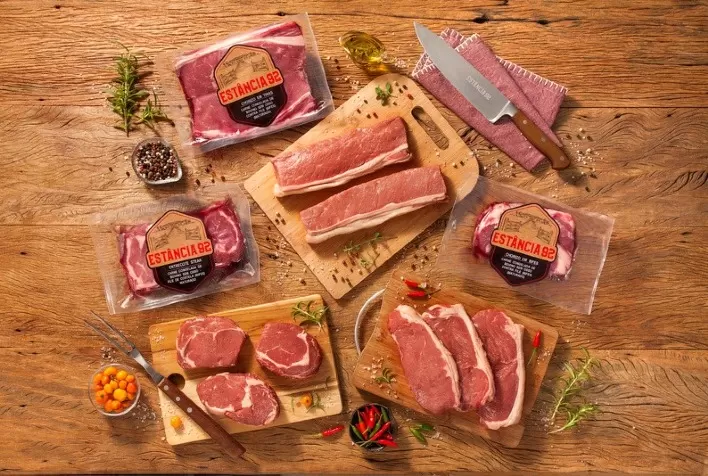 Minerva Foods lança produtos porcionados termoformados