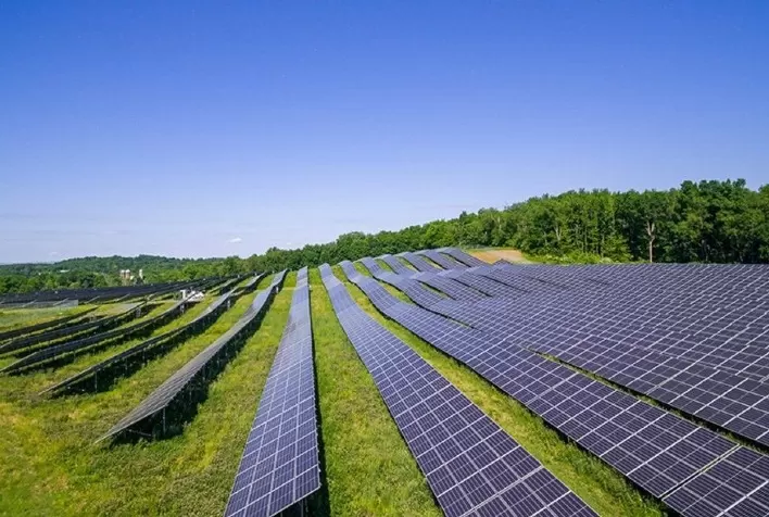 Energia solar se torna segunda maior fonte na matriz elétrica brasileira com 23,9 gigawatts, informa ABSOLAR