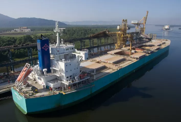 VLI cria solução inédita para carregamento inteligente de navios