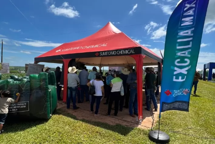 Sumitomo Chemical marca presença no Dia de Campo da cooperativa Coagru, no Paraná