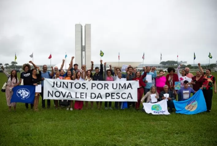 Pescadores e pescadoras artesanais demandam do novo governo mudanças urgentes na Lei da Pesca