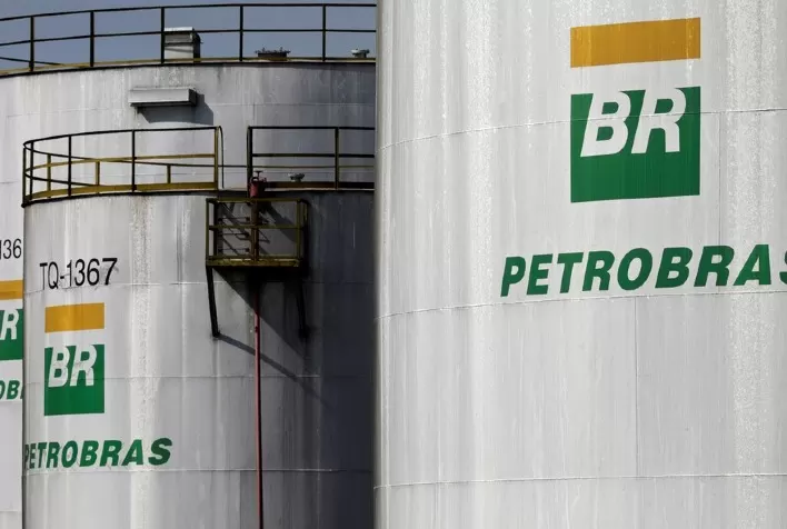 Vendas de combustíveis por distribuidoras crescem 2,5% em 2022; diesel bate recorde, diz ANP