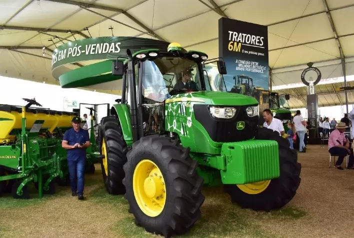 John Deere apresenta novas tecnologias no Show Rural Coopavel 2023