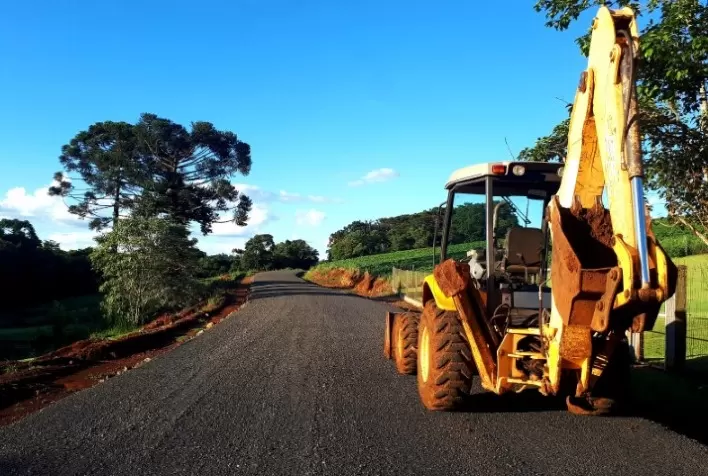 AGRICULTURA: Melhorias de estradas rurais recebem R$ 348 milhões e beneficiam 18 mil famílias