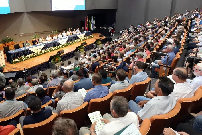 Credicoamo tem ativo total administrado de R$ 4,960 bilhões e sobras de R$ 235,546 milhões
