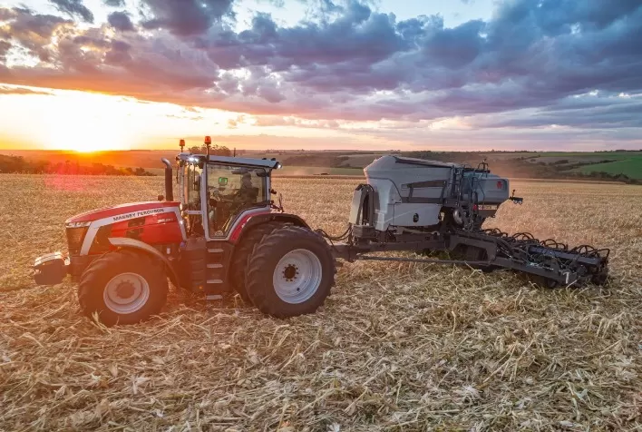 Massey Ferguson apresenta nova solução de plantio com tecnologias integradas na Agrishow