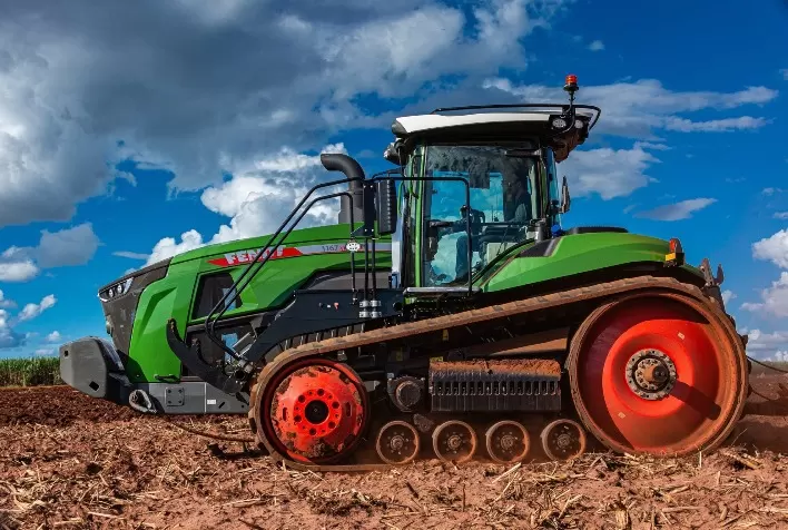 Fendt apresenta trator de esteira e expande portfólio com foco em produtividade