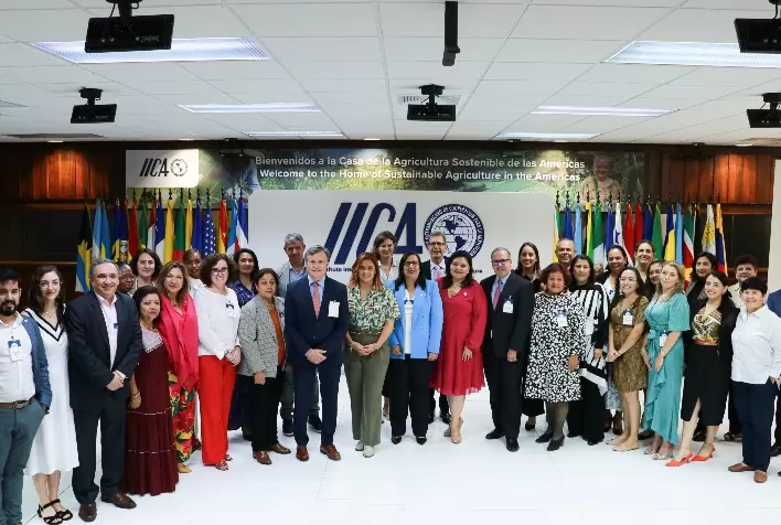 Países das Américas avançam no empoderamento de mulheres rurais, mas o caminho é longo e repleto de obstáculos, advertem ministras da agricultura em foro convocado pelo IICA