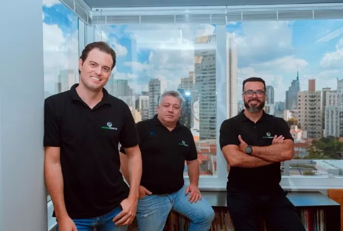 Aviários de Minas Gerais e Paraná serão os primeiros a contar com novo formato para instalação de energia solar