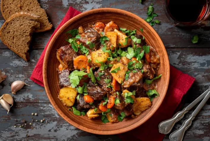 Do campo à cozinha: de onde vêm os alimentos que chegam à mesa?