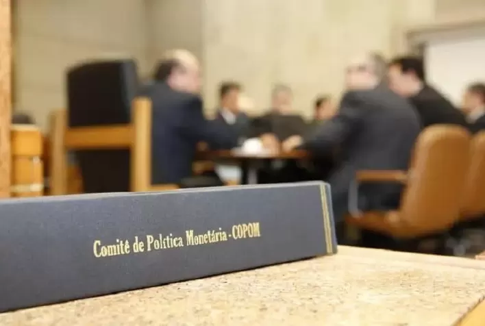 Copom define nesta quarta-feira taxa básica de juros