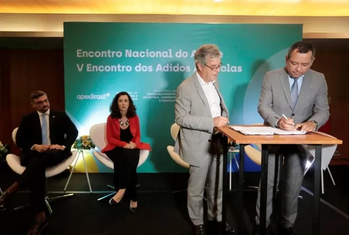 Estratégia Conjunta: Mapa e ApexBrasil firmam acordo para impulsionar comércio e competitividade no setor agropecuário