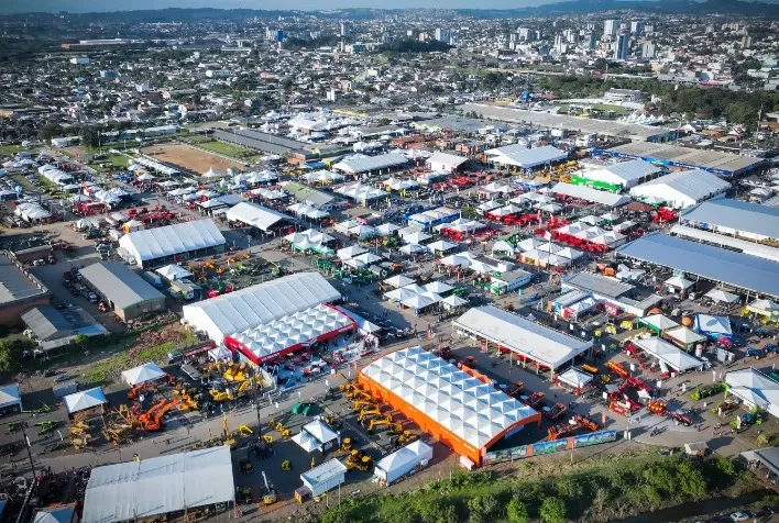 Setor de máquinas e implementos agrícolas do RS deve fechar 2023 com leve aumento nas exportações