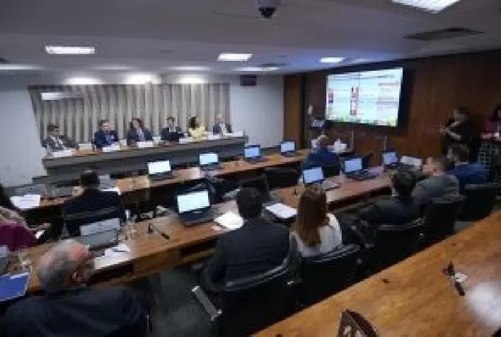 Projeto de Lei Combustível do Futuro é destacado pela APROBIO em audiência no Senado
