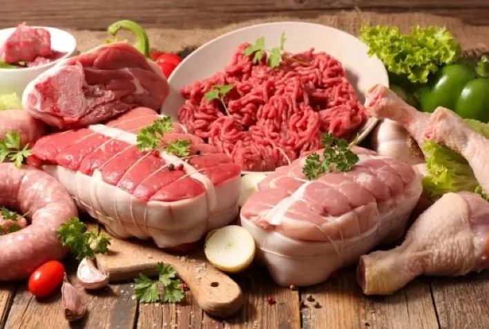 Carne de frango se mostra mais competitiva do que a suína, aponta Cepea