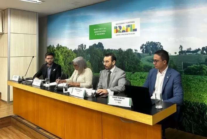 CNA discute estimativas de área plantada de soja e milho no Brasil