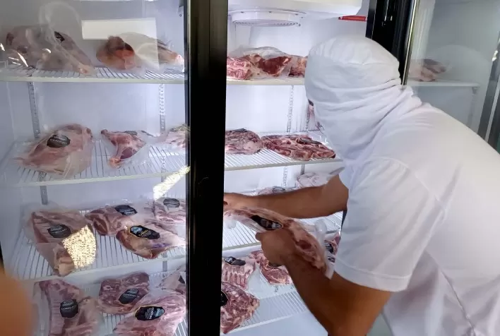 Estado Potencializa Unidade de Cortes Nobres de Caprinos e Ovinos em Virmond