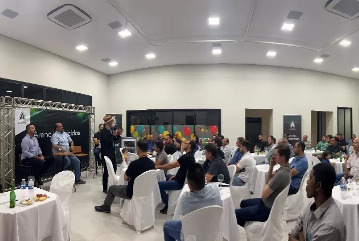 Arena Herbicidas promove debate sobre manejo de plantas daninhas em nove estados brasileiros
