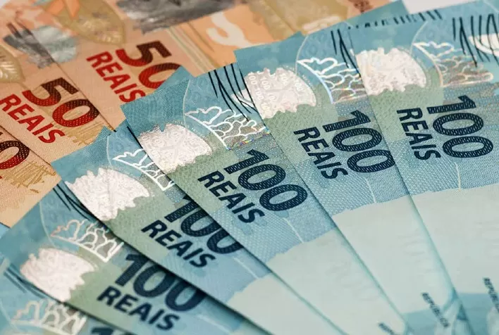 Plano Real Completa 30 Anos: Estabilização e Transformação da Economia Brasileira