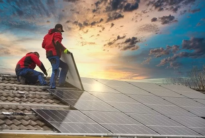 Crescimento da energia solar própria no Brasil alcança 30 GW e atrai R$ 146,4 bilhões em investimentos, revela ABSOLAR