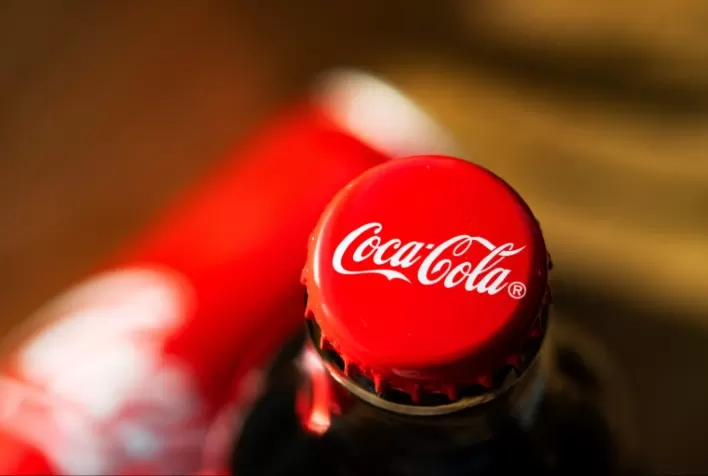 Lucro Líquido da Coca-Cola Recua 5% no Segundo Trimestre de 2024