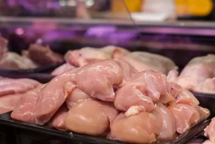 Carne de frango: queda nos embarques entre janeiro e agosto afetou, além do Rio Grande do Sul, outros 15 Estados