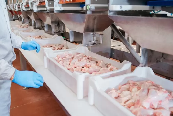 Cortes e frango inteiro podem reverter, ainda em setembro, os resultados negativos no volume até agora exportado