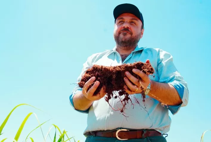 Manejo Microbiológico do Solo: Uma Solução para os Desafios Climáticos na Agricultura Brasileira