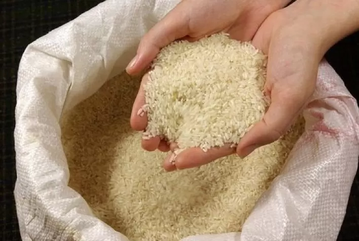 Índia revoga imposto sobre exportação de arroz parboilizado para fomentar embarques