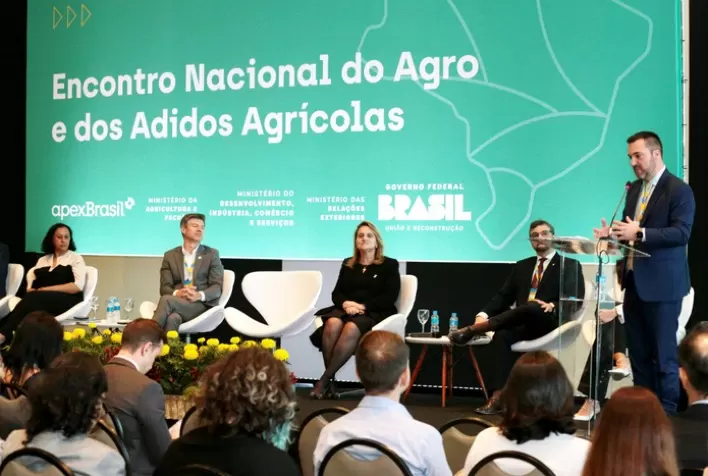 Força do Agro Brasileiro é Destacada em Encontro Nacional de Adidos Agrícolas