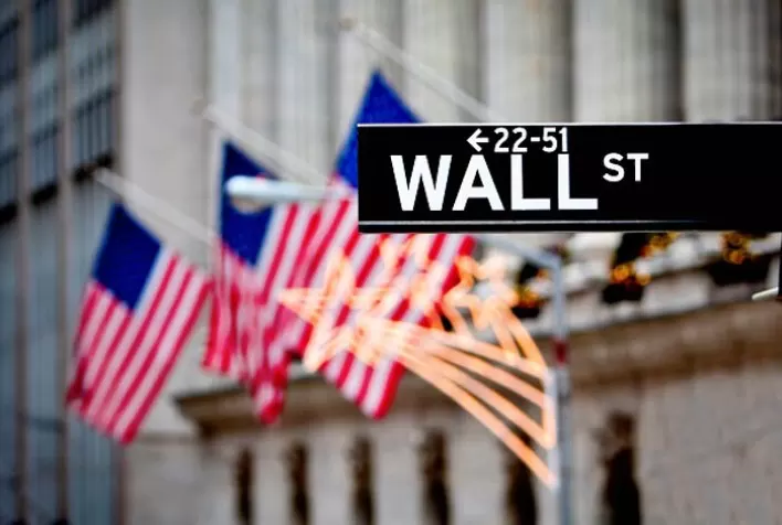 Futuros de Wall Street Sobem com Expectativas de Dados Econômicos e Políticas do Novo Governo