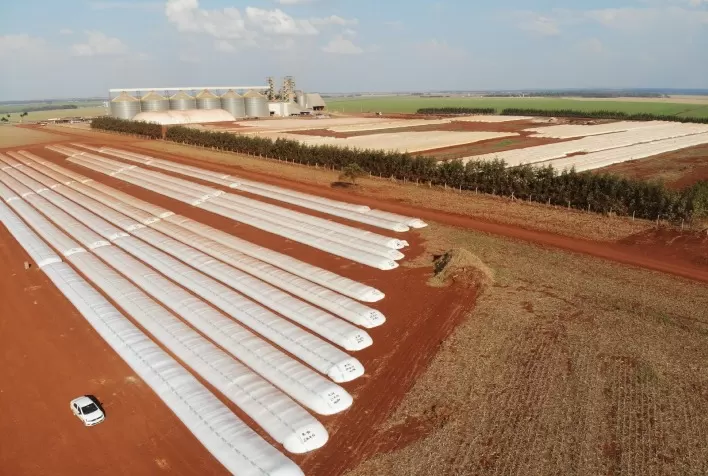 Silo Bolsa: Alternativa Estratégica para Armazenagem Temporária de Grãos