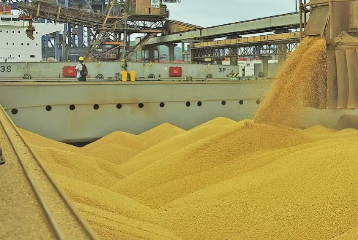 Argentina reduz impostos sobre exportações agrícolas para enfrentar seca severa