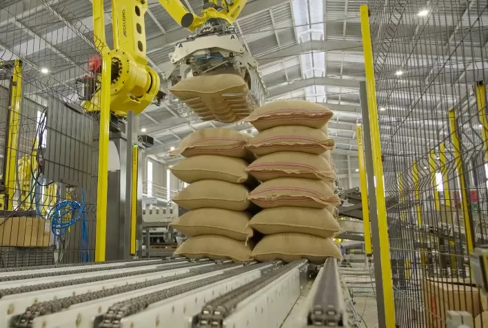 Sistema de Paletização Robotizado da Selgron Revoluciona a Indústria Cafeeira