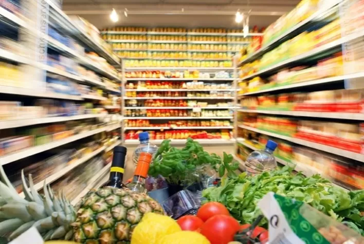 Desaceleração dos preços impulsiona crescimento do varejo alimentar em janeiro