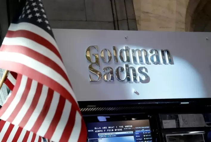 Goldman Sachs projeta novos cortes de juros nos EUA e Europa diante do impacto das tarifas