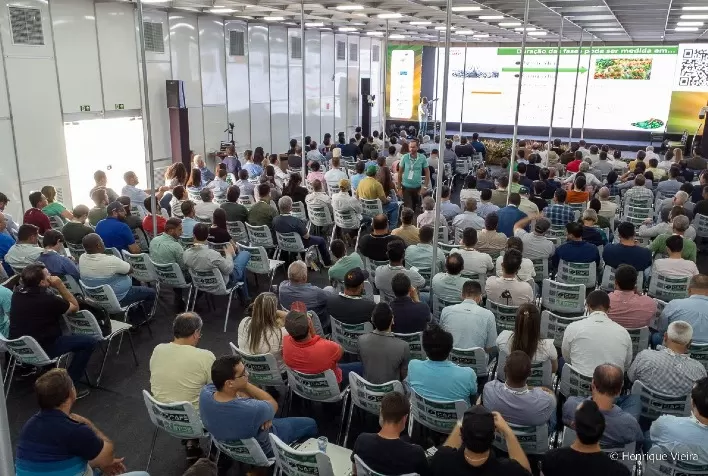 Fenicafé 2025 impulsiona a cafeicultura irrigada com recorde de público, inovação e negócios expressivos