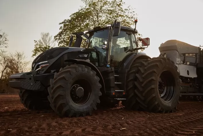 Valtra Apresenta Inovações Tecnológicas na Agrishow 2025 para Aumentar Eficiência e Desempenho no Campo