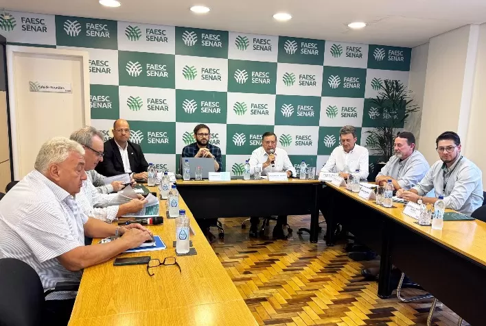 FAESC incentiva produtores catarinenses a conhecerem propostas do Sistema CNA para o Plano Safra 2025/2026