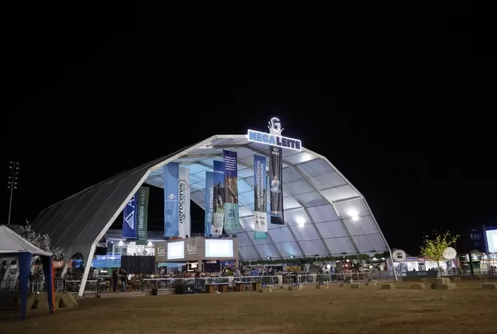 ABCZ destaca avanços da pecuária leiteira e anuncia parceria inédita durante a Megaleite 2024