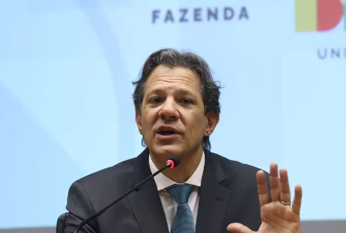 Haddad reconhece que medidas tributárias podem causar desconforto, mas reforça foco em contribuições dos mais ricos