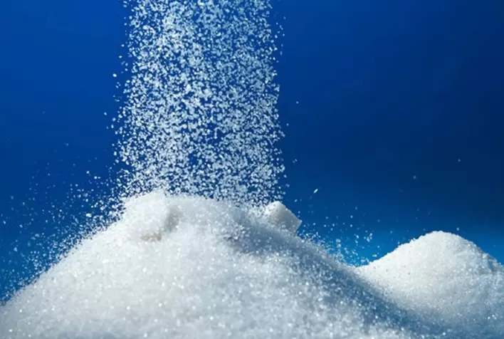 Mercado do açúcar inicia semana em queda, mas exportações brasileiras seguem em alta