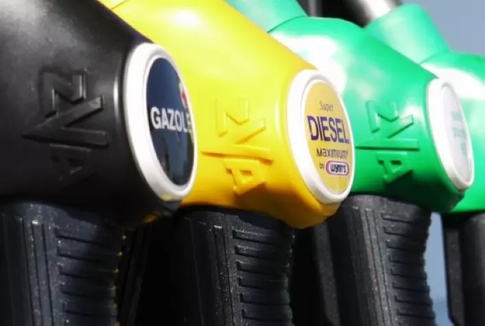 Combustíveis registram queda de preços em junho, com destaque para etanol e diesel, aponta levantamento da Veloe e Fipe